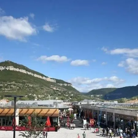 شقة La Bellevue En Plein Du Coeur Centre-ville Avec Wifi